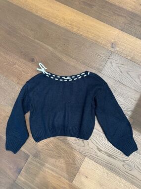 Hollister Black Cropped Knit Sweater with White Neck Tie